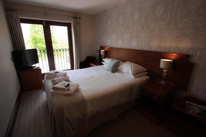 Room 34 of 60