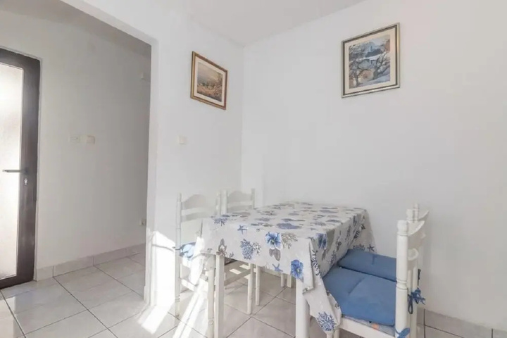Jak a Close to the sea & Free Parking A3