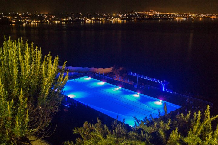 Pool 27 of 85