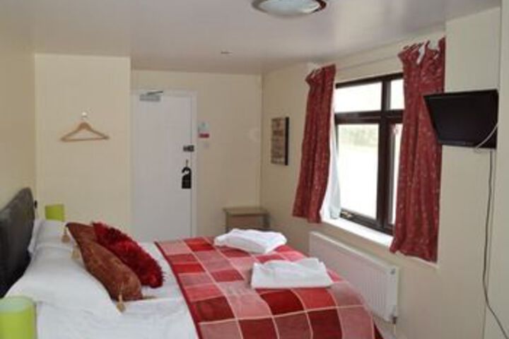 Room 17 of 49