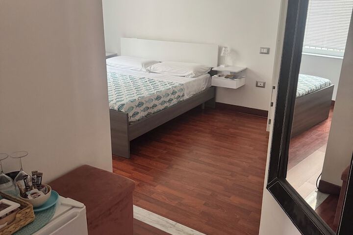 Room 43 of 87