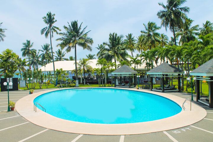 Pool 45 of 79