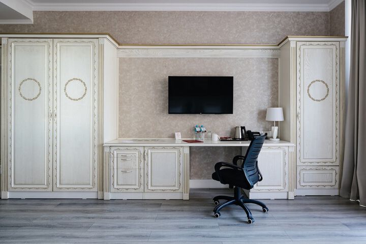 Room 15 of 40
