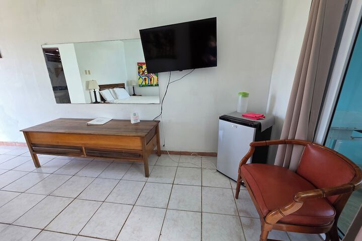 Room 96 of 266