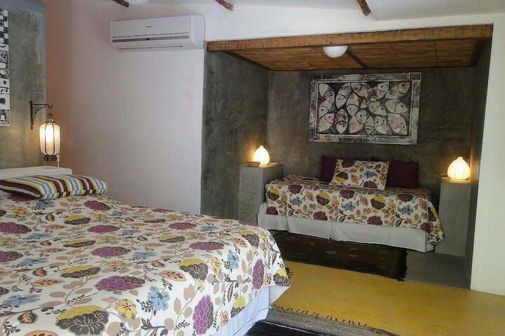 Room 3 of 38
