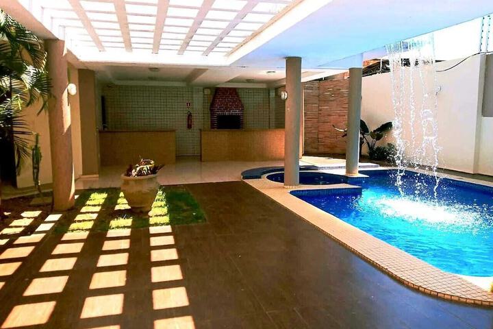 Pool 17 of 25