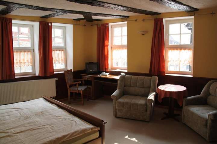 Room 6 of 41
