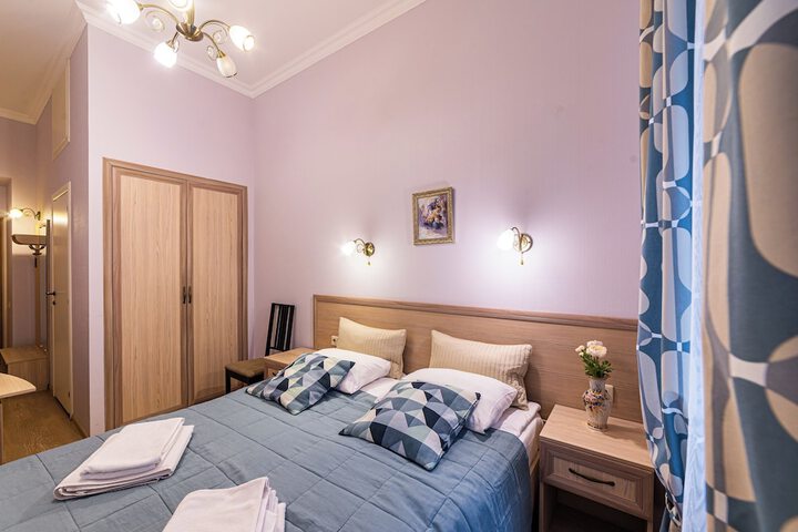 Room 26 of 75