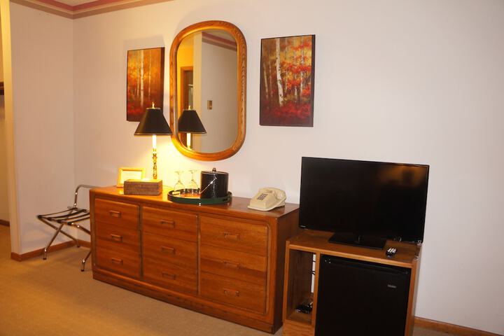 Deluxe 2 Queen Beds (11 of 20)