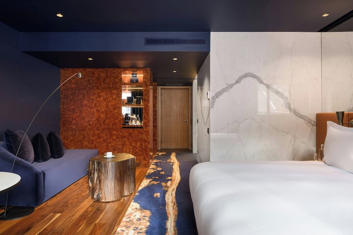 Room 50 of 130