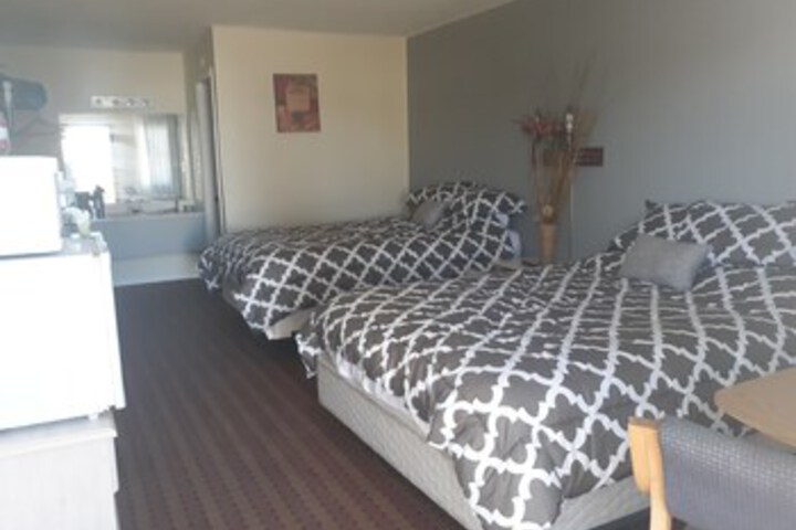 Room 12 of 13