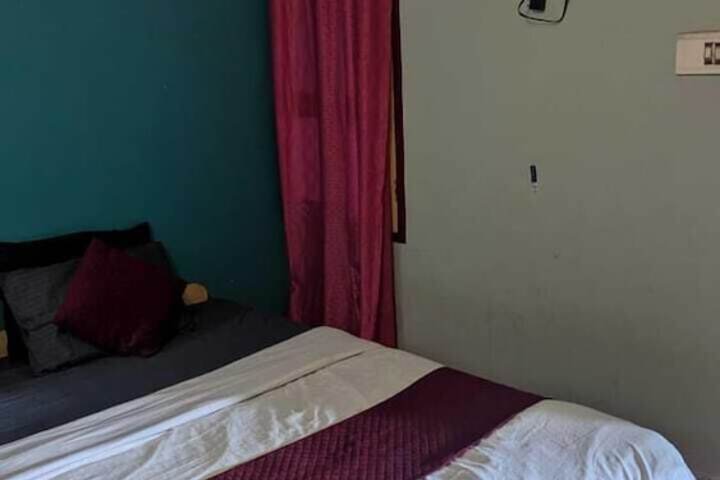 Room 4 of 21