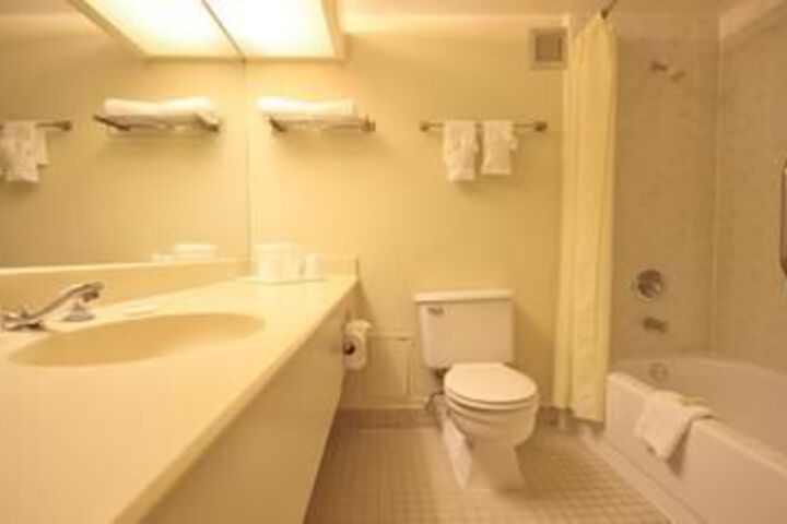 Clean Restrooms