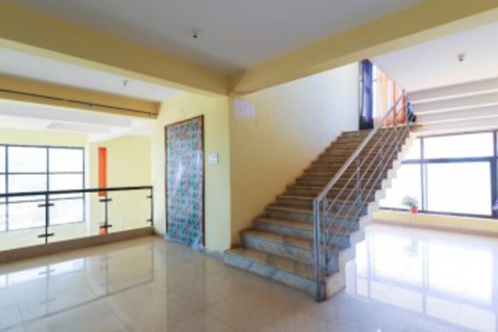 OYO 70371 Amrut Deluxe Lodge