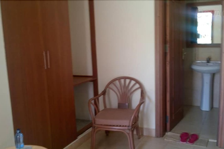 Room 15 of 39
