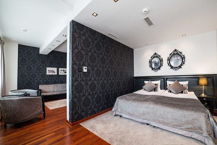 Room 22 of 85