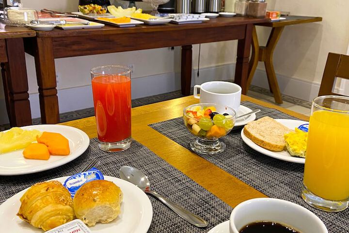 Breakfast/Coffee Service 30 of 32
