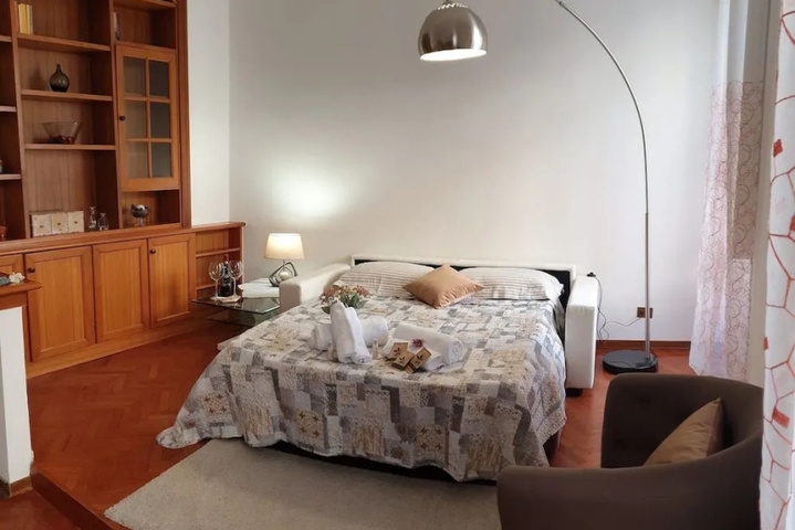 Room 2 of 15