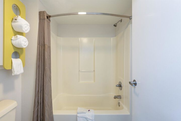 Room 19 of 29