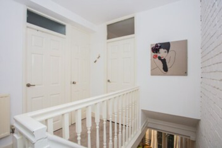 Room 17 of 24
