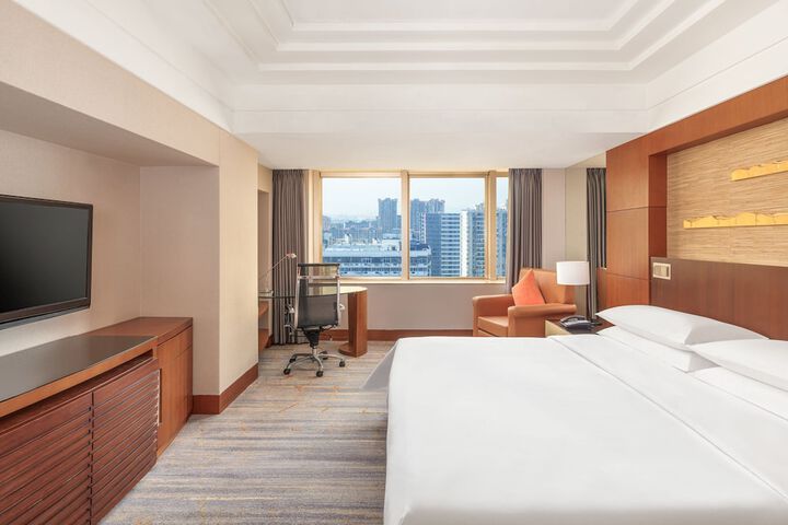 Room 20 of 66