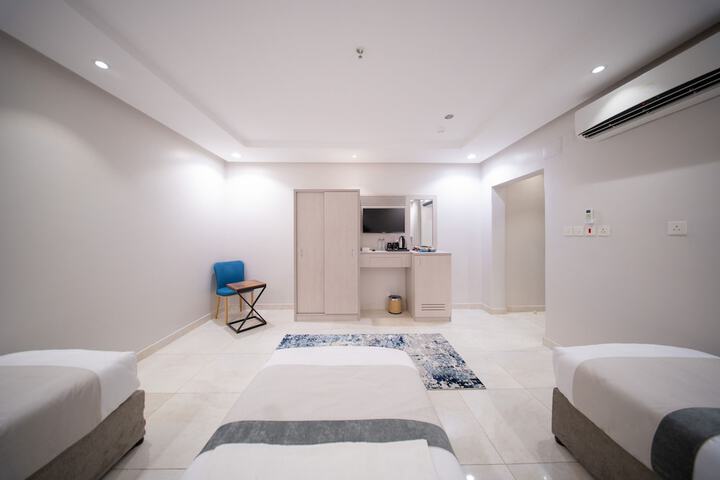 Room 44 of 64