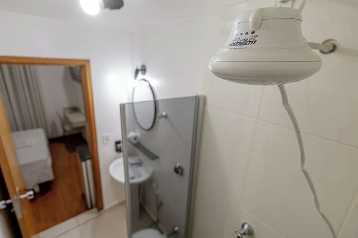 Room 72 of 119