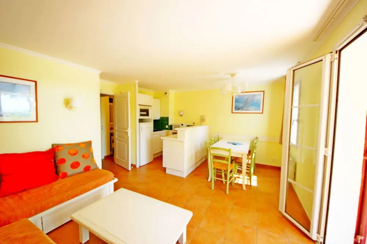 Room 3 of 16