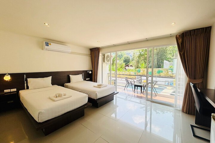 Room 52 of 164