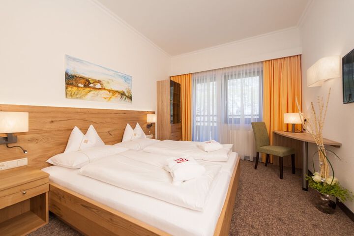 Room 3 of 42
