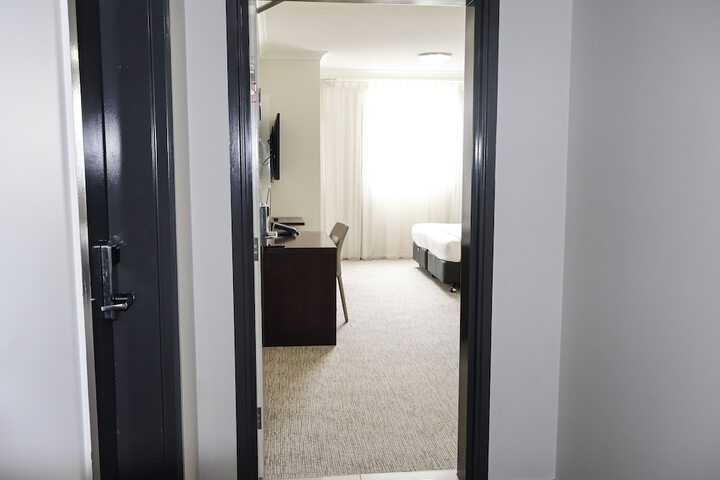 Room 12 of 41
