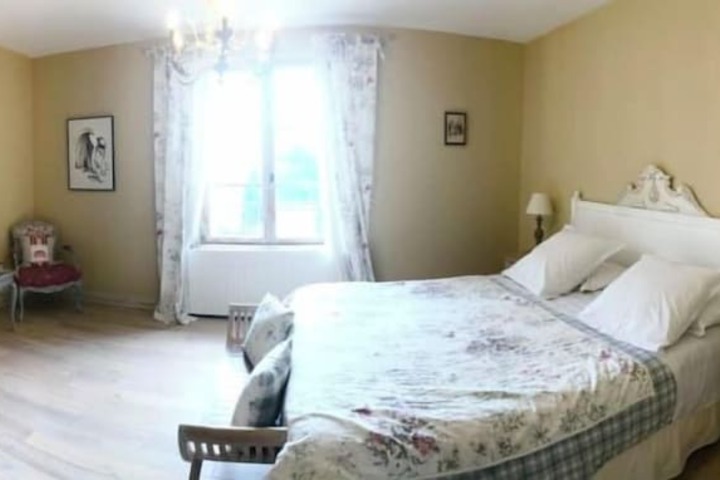 Room 18 of 68