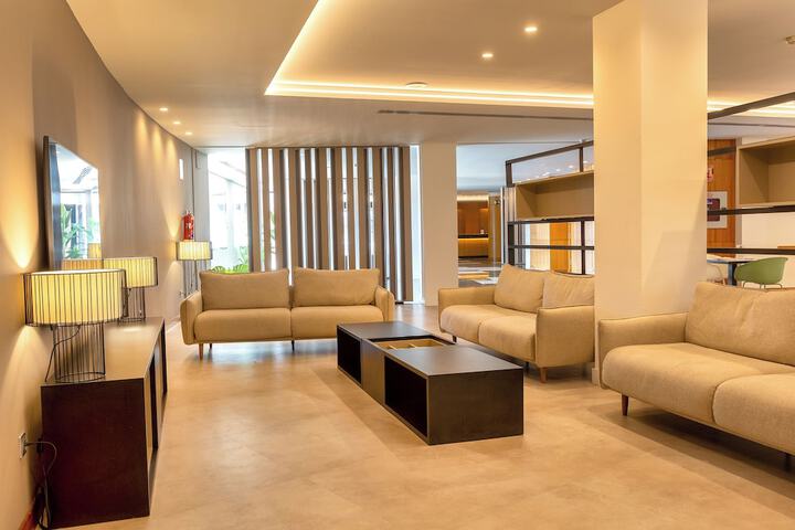 Hotel Interior 6 of 33