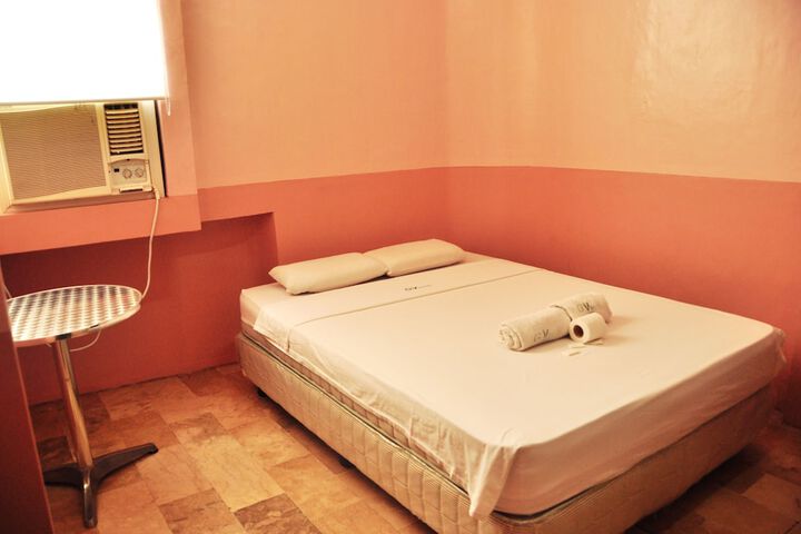 Room 20 of 31