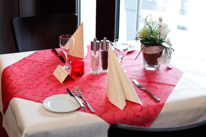 Dining Photos