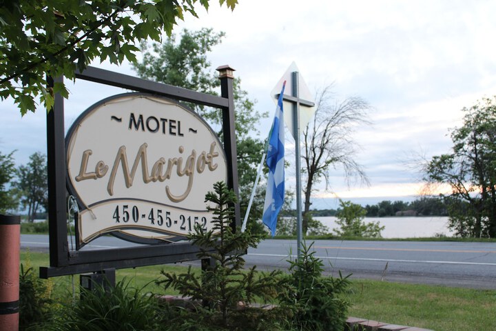 Hotel 41 of 48