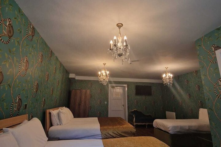 Room 58 of 99