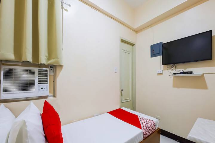 Room 11 of 34