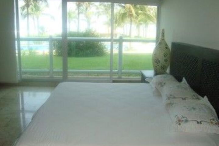 Room 17 of 57