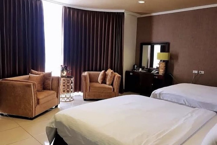 Room 5 of 23