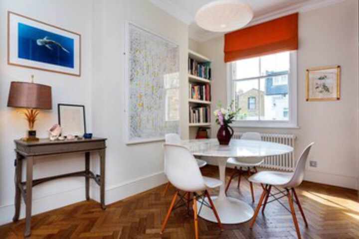 Room 15 of 28