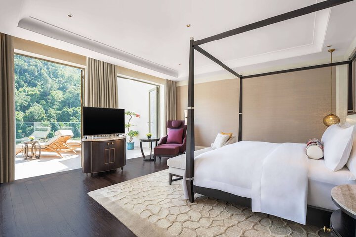 Room 16 of 109
