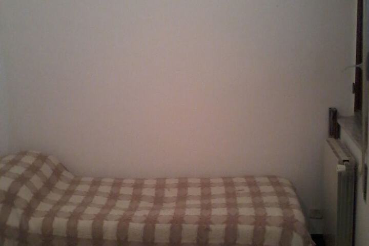 Room 4 of 7