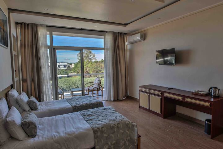 Room 9 of 41