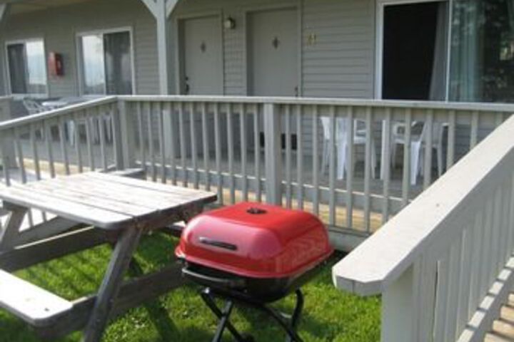 Terrace/Patio 102 of 102