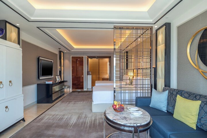 Room 20 of 95