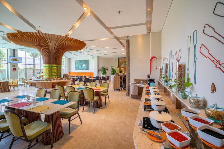 Breakfast area