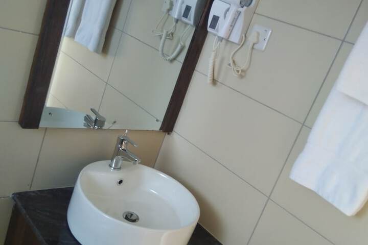 Room 16 of 45