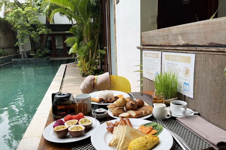 Breakfast/Coffee Service 73 of 83