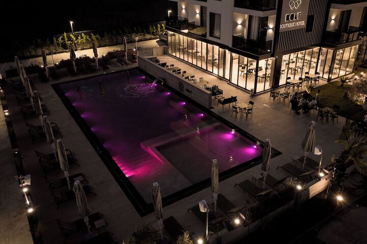 Pool 99 of 114
